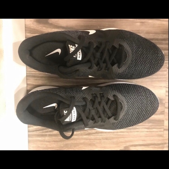 Women’s Nike Training Flex TR 8 - Black - Picture 7 of 7